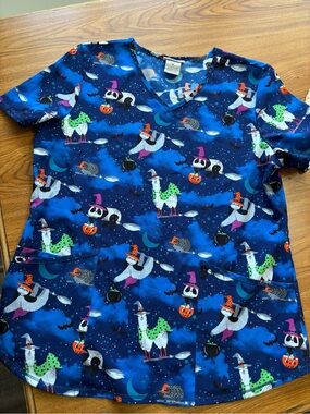 Halloween scrub top- Blue with animals